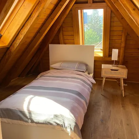 Laim - For 4 Persons 2 Bed *